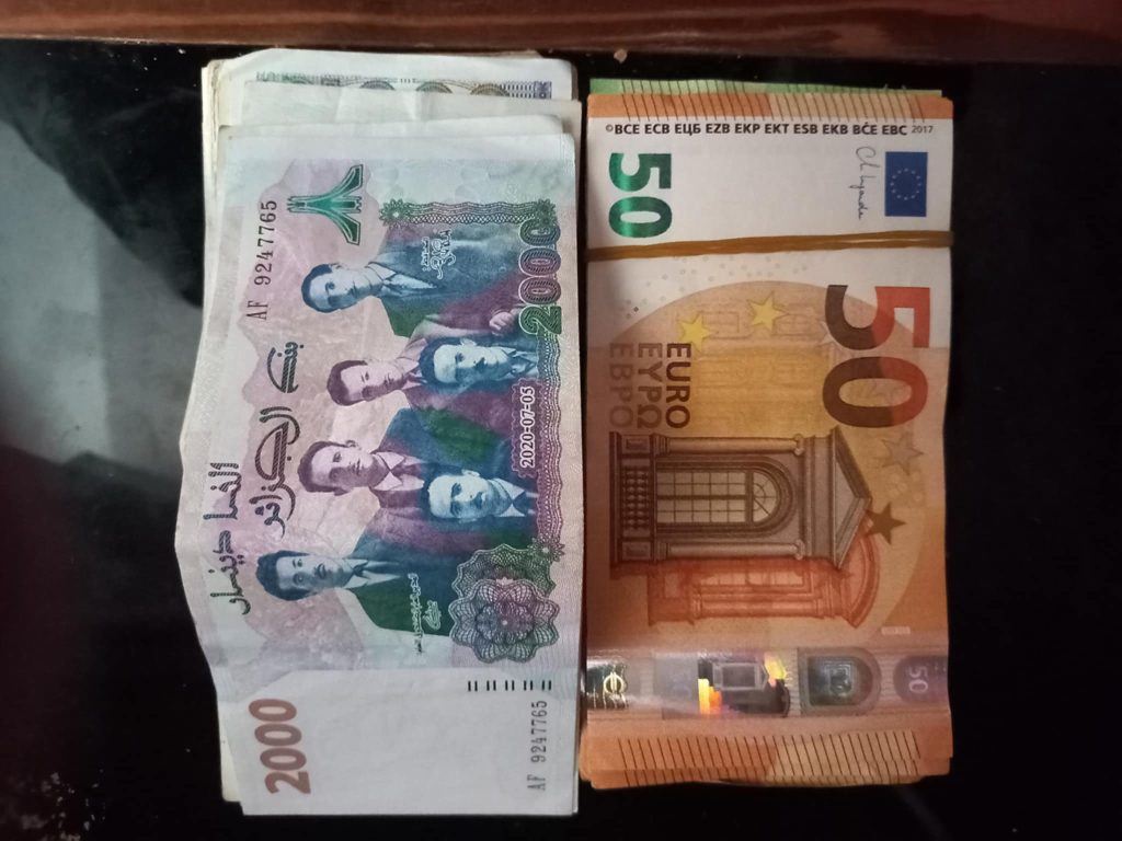 taux de change euro-dinar