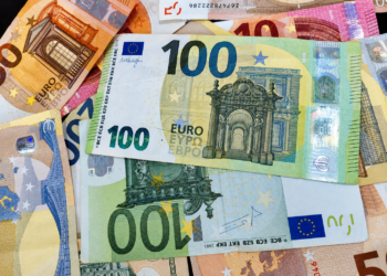 prix de 100 euros en dinar algérien